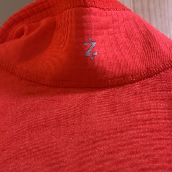 Izod performance ladies half zip up athletic top size small - Picture 6 of 9